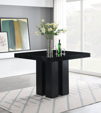 Load image into Gallery viewer, D132 - Dining Room Set
