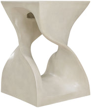 Load image into Gallery viewer, Jula - Concrete End Table