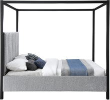 Load image into Gallery viewer, Kelly - Bed