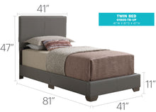 Load image into Gallery viewer, Elegant Platform Bed For Relaxed Spaces