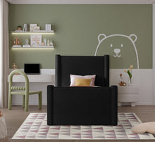 Load image into Gallery viewer, Elias - Velvet Bed