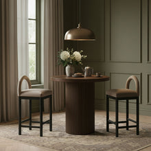 Load image into Gallery viewer, Belinda - Oak Veneer Table