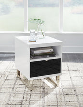 Load image into Gallery viewer, Gardoni - Chair Side End Table - White / Black