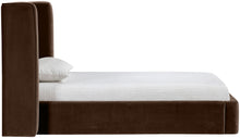 Load image into Gallery viewer, Kendall - Velvet Upholstered Bed