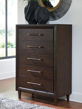 Load image into Gallery viewer, Dantenton - Five Drawer Chest - Merlot