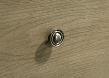 Load image into Gallery viewer, Hazlewood Bedroom Set