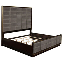 Load image into Gallery viewer, Durango Panel Bed