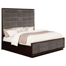 Load image into Gallery viewer, Durango Panel Bed