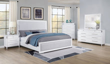 Load image into Gallery viewer, Gracemont Panel Bed