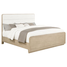 Load image into Gallery viewer, Ladera Panel Bed