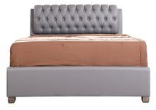 Load image into Gallery viewer, Tufted Upholstered Bed