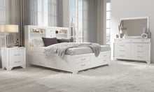 Load image into Gallery viewer, Jordyn - Mirror - White