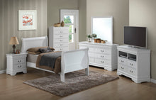 Load image into Gallery viewer, Panel Sleigh Bed