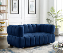 Load image into Gallery viewer, Gwen - Loveseat