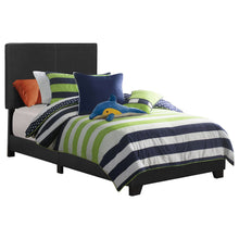 Load image into Gallery viewer, Dorian Panel Bed