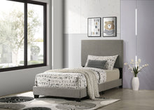 Load image into Gallery viewer, Dorian Panel Bed