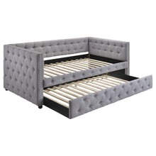 Load image into Gallery viewer, Mockern Daybed with Trundle
