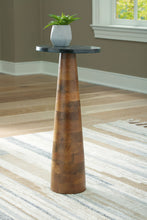 Load image into Gallery viewer, Quinndon - Accent Table - Brown / Black