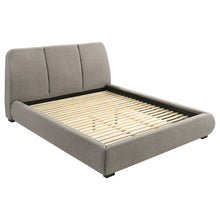 Load image into Gallery viewer, Mokena Panel Platform Bed