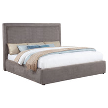 Load image into Gallery viewer, Lawson Panel Platform Bed