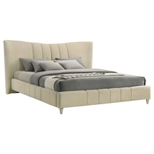 Load image into Gallery viewer, Evelyn Panel Platform Bed