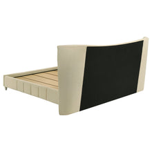 Load image into Gallery viewer, Evelyn Panel Platform Bed