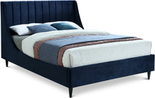 Load image into Gallery viewer, Eva - Velvet Bed