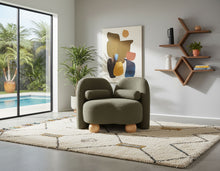 Load image into Gallery viewer, Daphne - Boucle Chair