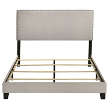 Load image into Gallery viewer, Boyd Panel Bed