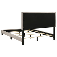 Load image into Gallery viewer, Boyd Panel Bed