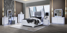 Load image into Gallery viewer, Ylime - 7 Piece Queen Bedroom Set With Vanity Set - White / Gray