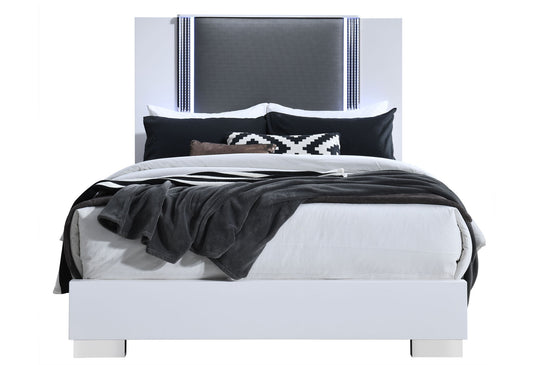 Ylime - 4 Piece Queen Bedroom Set (Bed, Dresser, Mirror, Nightstand) - Smooth White