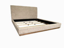 Load image into Gallery viewer, Elure - Platform Bed