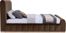 Load image into Gallery viewer, Amara - Velvet Bed