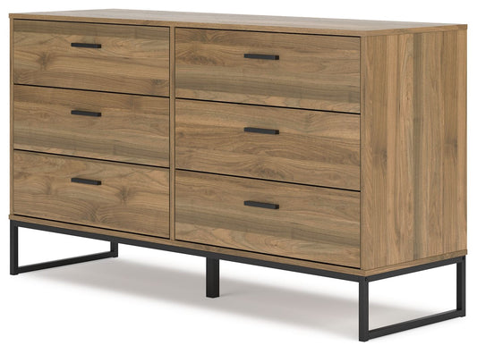 Deanlow - Six Drawer Dresser - Honey