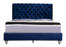 Load image into Gallery viewer, Elegant Transitional Upholstered Bed