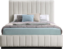 Load image into Gallery viewer, Lucia - Bed