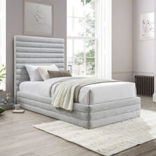 Load image into Gallery viewer, Maxwell - Bed