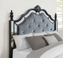 Load image into Gallery viewer, B091 - Bed