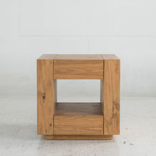 Load image into Gallery viewer, Harlan - End Table - Oak