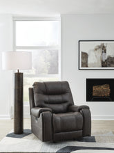 Load image into Gallery viewer, Femley Recliner