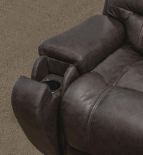 Load image into Gallery viewer, Femley Recliner