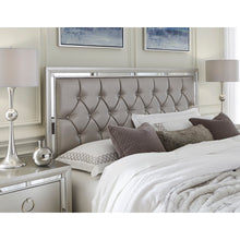 Load image into Gallery viewer, Chloe - Elegant Design Bed