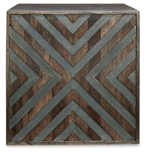 Load image into Gallery viewer, Dreggan - Square End Table - Brown
