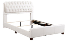 Load image into Gallery viewer, Tufted Upholstered Bed