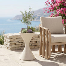 Load image into Gallery viewer, Vessa - Indoor / Outdoor Concrete Planter