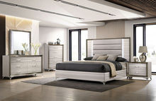 Load image into Gallery viewer, Zambrano - 5 Piece King Bedroom Set - White