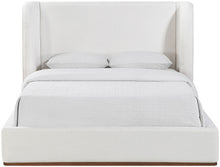 Load image into Gallery viewer, Aurin - Fabric Upholstered Bed