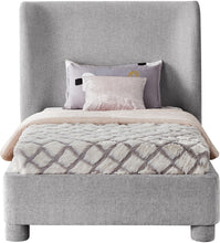 Load image into Gallery viewer, Penny - Chenille Fabric Bed