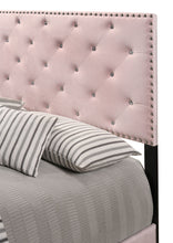Load image into Gallery viewer, Luxurious Upholstered Bed